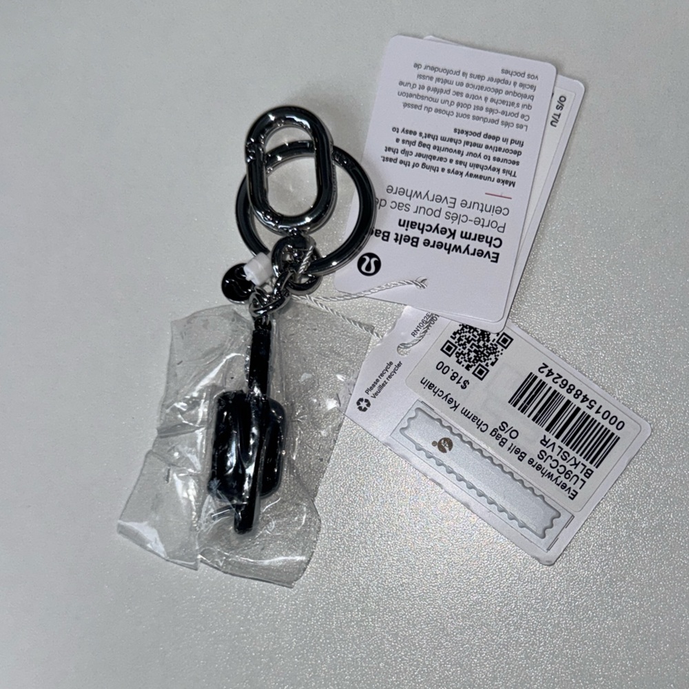 Lululemon Everywhere Belt Bag Charm Keychain in Black/Silver - Picture 2 of 3